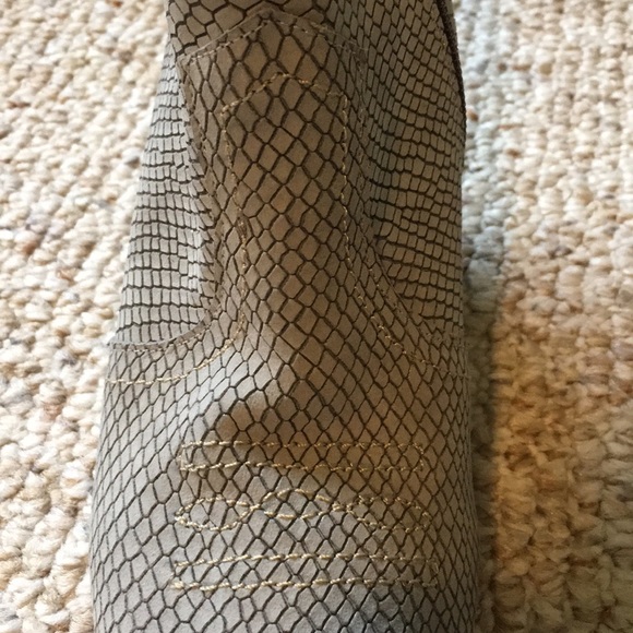 Grey booties - Picture 3 of 3